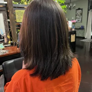 After Georgia fixed my hair, the back what layered correctly and the color was fixed