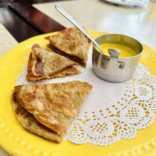 Roti with Curry Sauce... 2/5... roti was oily!
