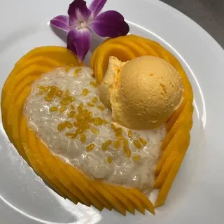 Sweet Sticky Rice with Mango