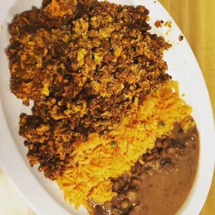 Huevos con Chorizo