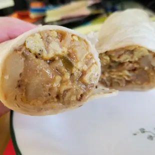 Ordered breakfast burrito with cheese.... wheres the cheese?