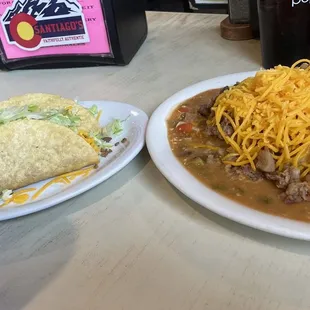 Mexican hamburger with t crunchy tacos