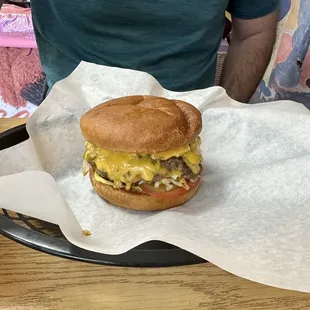 Green Chile Cheeseburger