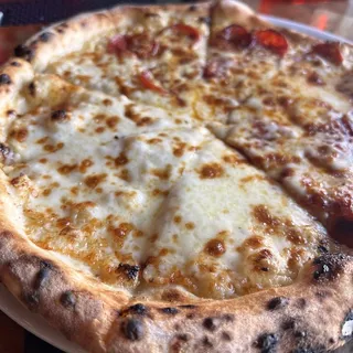Roasted Garlic Pizza