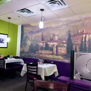 Gorgeous wall mural.