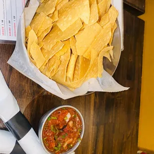 House chips and salsa