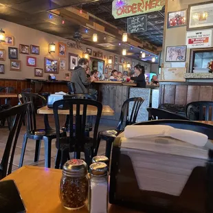 I'm serious, there's ALWAYS people here. It's 3:00pm and it's a party in here!