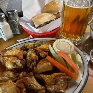 Best wings, best atmosphere and best prices.