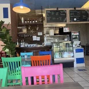 Super cute little cafe. Ordered a village salad to go. Will report back!