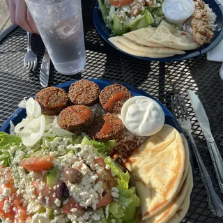 Chicken Souvlaki Plate