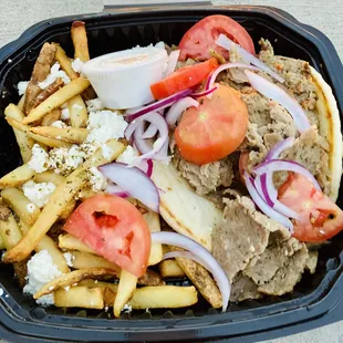Gyro platter with french fries