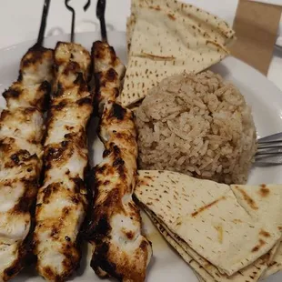 Chicken taouk platter