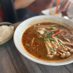 Tom yum soup