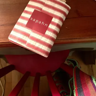 Sealed: @ Home(Digging How Sapahn Wraps Up Their Leather Goods)