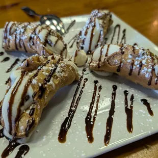 Cannoli - $10