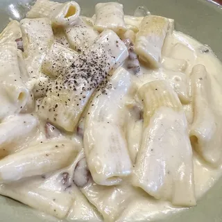 Rigatoni Carbonara
