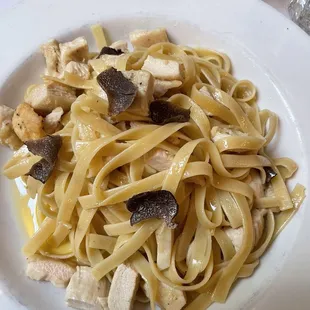 Fettuccine with Butter and Wine