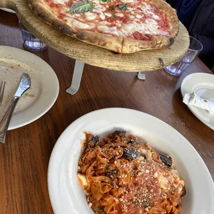 Great pizza with buffalo mozzarella!   Fantastic homemade pasta with eggplant.