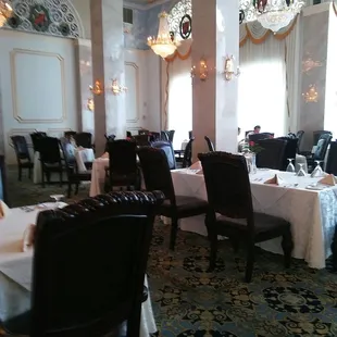 Inside the Floridian Hotel. Gina at the front desk, lobby scent is lovely!