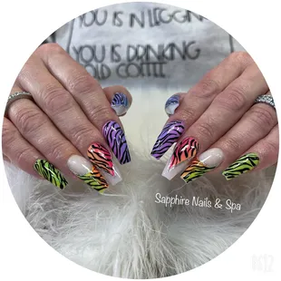 #sapphireneb #nailswag #instanails #inspire #naildesign #nailsoftheday #nailstyle #acrylicnails #gel #naildesigns #nailpolish #nailsart