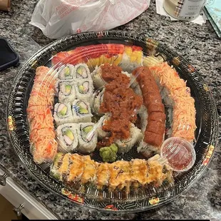 Take sushi platter