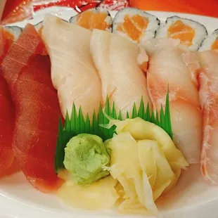 6 pieces of nigiri and a salmon roll