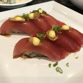 Sapporo Garlic Tuna Roll