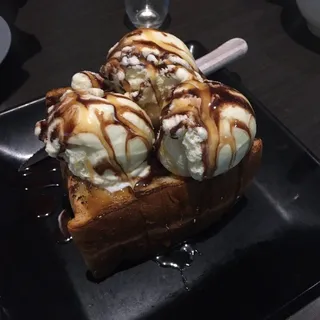 Honey Toast
