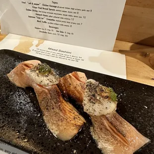 Hamachi Toro Aburi