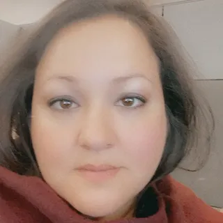 Tina R.