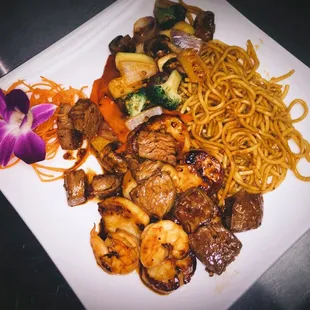 food, ramen and noodles