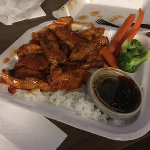 Hot and spicy chicken to go