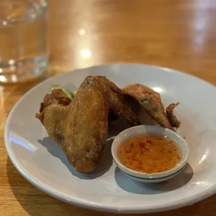 fried chicken, fried chicken wings, chicken wings and fried chicken, food, chicken, bbq chicken, chicken wings, bbq wings, poultry
