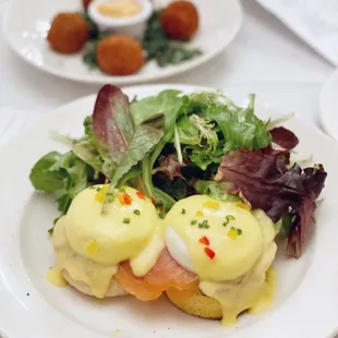 Salmon Eggs Benedict