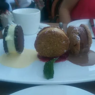 Ice Cream Sandwich