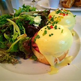 Single Classic Benedict Side