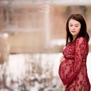 Gardner Village Maternity Session