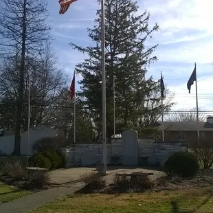 War Memorial &amp; Flag