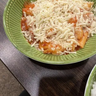 Tteokbokki with cheese