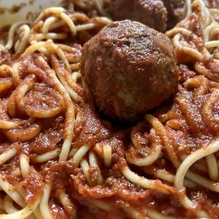 Spaghetti and Spaghetti with Homemade Meatballs