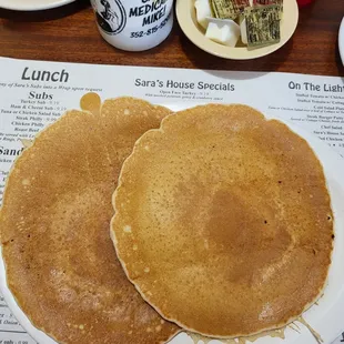 Short Stack of pancakes