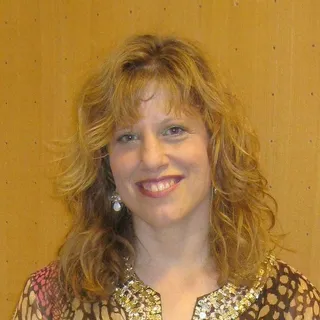 Tracey D.