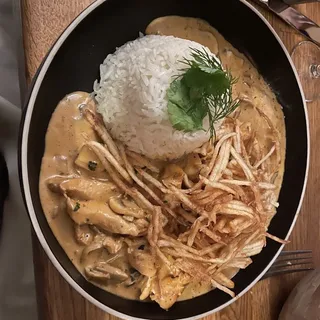 Chicken Stroganoff