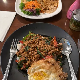 Pad Gra Prow and Pad Thai 10/10
