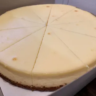 Whole plain cheesecake