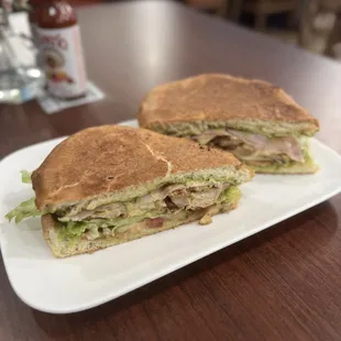 a sandwich on a plate