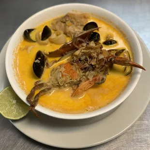 Sopa de marisco con crema