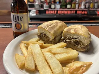 LESLY Sport Bar & Grill