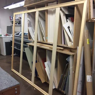 we do custom canvas stretching