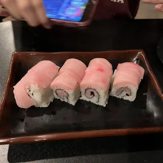 Yellowtail Roll